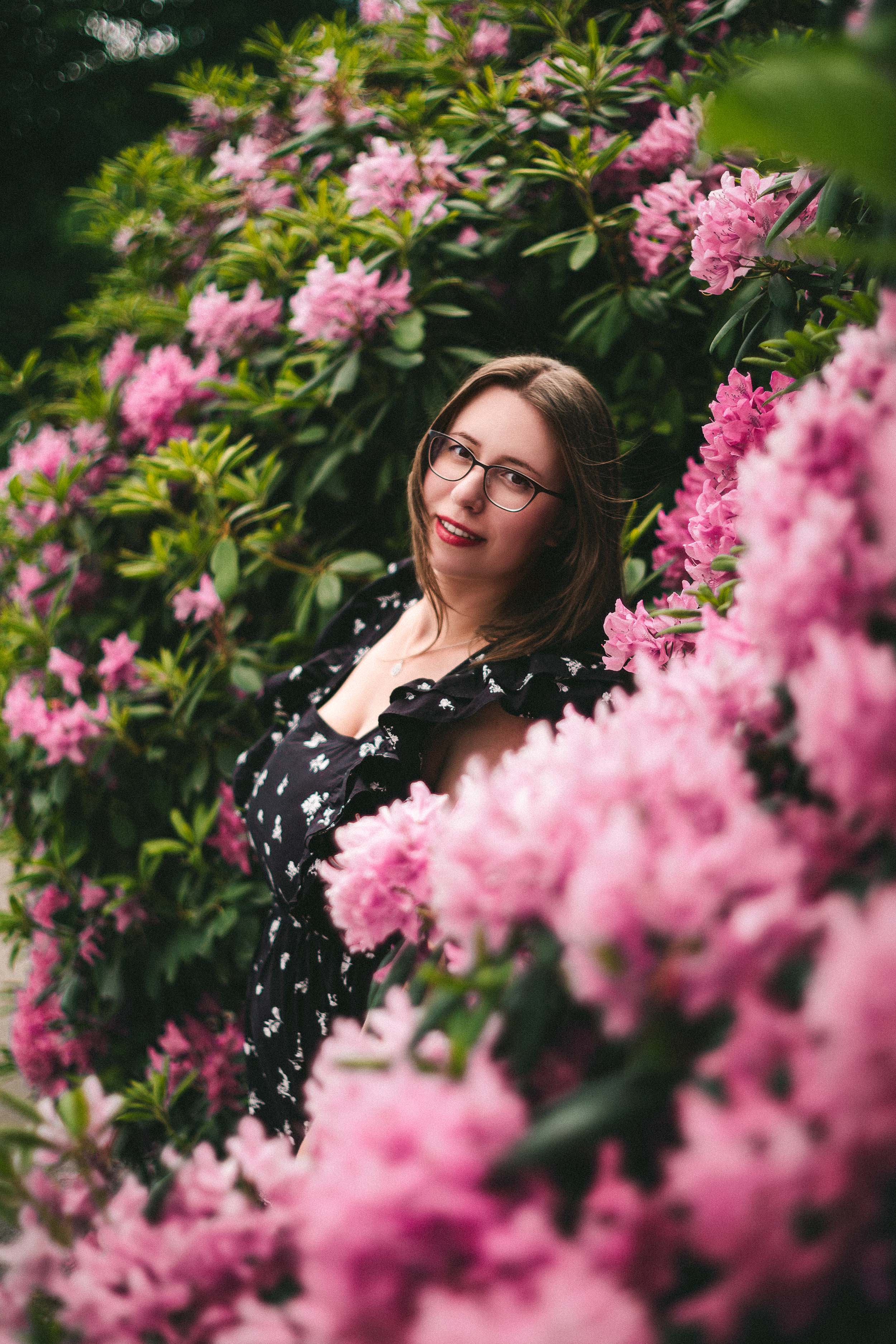 Alina Veksler, creative portrait photographer near Portland, Oregon